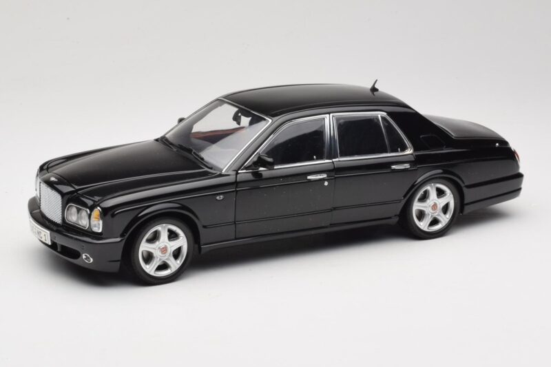 Bentley Arnage R Svart Minichamps 1:18 100139071 Metall