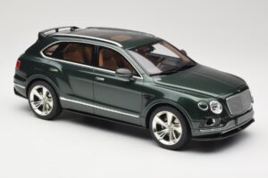 Bentley Bentayga Styling Pack Grön GT Spirit 1:18 GT133 Resin — bild 4 av 6