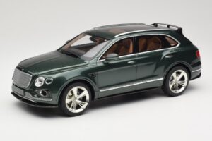 Bentley Bentayga Styling Pack Grön GT Spirit 1:18 GT133 Resin