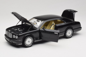 Bentley Brooklands Svart Minichamps 1:18 100139600 Metall — bild 2 av 8