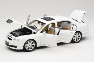 Bentley Continental Flying Spur Vit Minichamps 1:18 100139461 Metall — bild 2 av 8