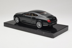 Bentley Continental GT British Racing Green Minichamps 1:18 BL570 Metall — bild 7 av 8