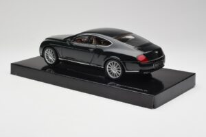 Bentley Continental GT Cumbrian Grön Minichamps 1:18 103139623 Metall — bild 6 av 8