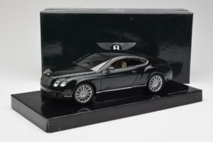 Bentley Continental GT Cumbrian Grön Minichamps 1:18 103139623 Metall — bild 8 av 8