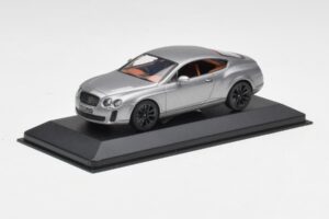 Bentley Continental GT Grå Med Svarta Fälgar Minichamps 1:43 BENTLEY001 Metall — bild 2 av 4