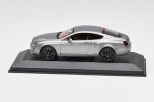 Bentley Continental GT Grå Med Svarta Fälgar Minichamps 1:43 BENTLEY001 Metall