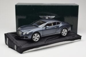 Bentley Continental GT Grey Metallic Minichamps 1:18 100139920 Metall — bild 8 av 8