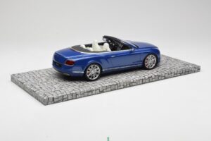 Bentley Continental GT Speed Cabriolet Blå Minichamps 1:18 107139331 Metall — bild 2 av 6