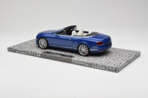 Bentley Continental GT Speed Cabriolet Blå Minichamps 1:18 107139331 Metall — bild 5 av 6