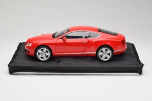 Bentley Continental GT St. James Red Minichamps 1:18 100139922 Metall — bild 4 av 8