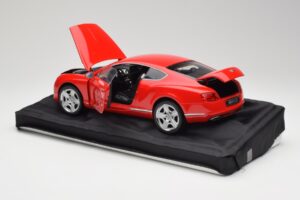 Bentley Continental GT St. James Red Minichamps 1:18 100139922 Metall — bild 5 av 8