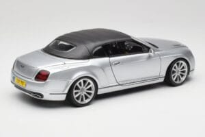 Bentley Continental Supersports Cabriolet 1:a Generation Silver Bburago 1:18 18-11037S Metall — bild 3 av 8