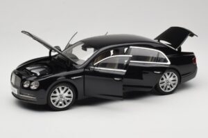 Bentley Flying Spur W12 Diamond Black Kyosho 1:18 08891DBK Metall — bild 2 av 8