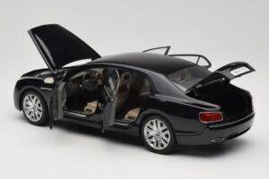 Bentley Flying Spur W12 Diamond Black Kyosho 1:18 08891DBK Metall — bild 5 av 8