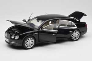 Bentley Flying Spur W12 Onyx Black Kyosho 1:18 08891NX Metall — bild 2 av 8