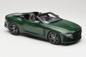 Bentley Mulliner Bacalar Scarab Green TopSpeed 1:18 TS0448 Resin — bild 4 av 6
