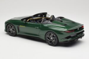 Bentley Mulliner Bacalar Scarab Green TopSpeed 1:18 TS0448 Resin — bild 5 av 6