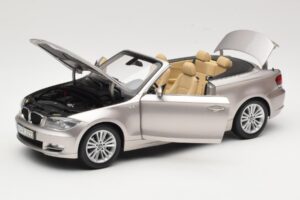 BMW 1 Series E88 Cabriolet Mineral Silver Metallic Kyosho 1:18 80430427020 Metall — bild 2 av 8
