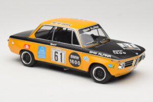 BMW 1600-2 BMW Alpina #61 R. Herzog / N. Lauda DNF 6 Hours Nurburgring 1970 Minichamps 1:18 155702661 Metall — bild 4 av 6