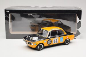 BMW 1600-2 BMW Alpina #61 R. Herzog / N. Lauda DNF 6 Hours Nurburgring 1970 Minichamps 1:18 155702661 Metall — bild 6 av 6