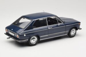 BMW 1600 Touring Blå Minichamps 1:18 80430145823 Metall — bild 3 av 8