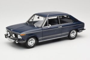 BMW 1600 Touring Blå Minichamps 1:18 80430145823 Metall