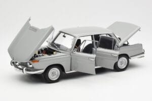 BMW 1800 TiSA Bernina Grå AUTOart 1:18 70621 Metall — bild 2 av 8