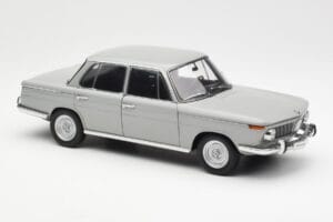 BMW 1800 TiSA Bernina Grå AUTOart 1:18 70621 Metall — bild 6 av 8
