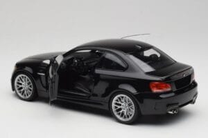 BMW 1M Coupe E82 Black Metallic Minichamps 1:18 110020021 Metall — bild 5 av 8