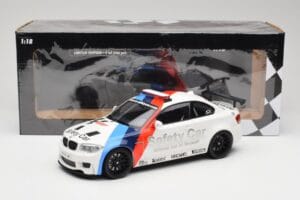 BMW 1M Coupe E82 Safety Car MotoGP 2011 Minichamps 1:18 110020040 Metall — bild 8 av 8