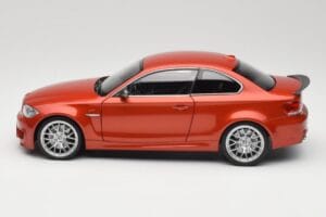 BMW 1M Coupe E82 Sakhir Orange Metallic Minichamps 1:18 110020020 Metall — bild 4 av 8