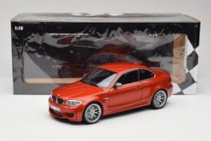 BMW 1M Coupe E82 Sakhir Orange Metallic Minichamps 1:18 110020020 Metall — bild 8 av 8