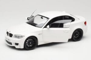 BMW 1M Coupe E82 Vit Minichamps 1:18 110020022 Metall — bild 2 av 8