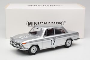 BMW 2000 Ti #17 J. Ickx / H. Hahne 24 Hours of Spa 1966 Winners Minichamps 1:18 107662517 Resin — bild 6 av 6