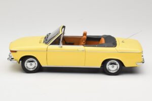 BMW 2002 Cabriolet Ljusgrön Minichamps 1:18 80430145820 Metall — bild 4 av 8