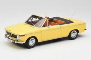 BMW 2002 Cabriolet Ljusgrön Minichamps 1:18 80430145820 Metall
