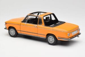 BMW 2002 E10 Cabriolet Colorado Orange AUTOart 1:18 80430300713 Metall — bild 7 av 8