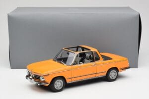 BMW 2002 E10 Cabriolet Colorado Orange AUTOart 1:18 80430300713 Metall — bild 8 av 8