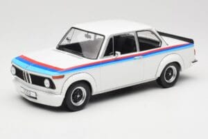 BMW 2002 E10 Turbo Vit MCG 1:18 MCG18408-R Metall