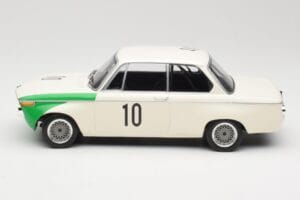 BMW 2002 Tii E10 #10 H. Hahne / D. Quester Winners Nurburgring 1968 Minichamps 1:18 155682710 Metall — bild 3 av 6