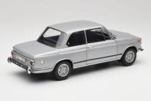 BMW 2002 Tii Polaris Silver AUTOart 1:18 80430146517 Metall — bild 3 av 8