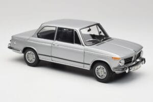 BMW 2002 Tii Polaris Silver AUTOart 1:18 80430146517 Metall — bild 6 av 8