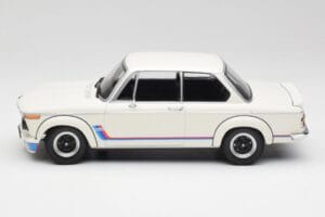 BMW 2002 Tii Turbo Alpine White Minichamps 1:18 155026200 Metall — bild 3 av 6
