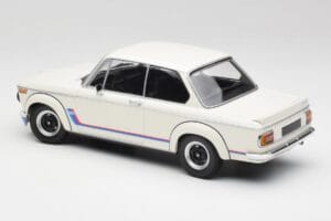 BMW 2002 Tii Turbo Alpine White Minichamps 1:18 155026200 Metall — bild 5 av 6