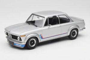 BMW 2002 Turbo E10 Silver Minichamps 1:18 155026201 Metall