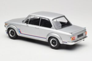 BMW 2002 Turbo E10 Silver Minichamps 1:18 155026201 Metall — bild 5 av 6
