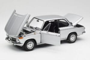 BMW 2002tii Silver AUTOart 1:18 80430151479 Metall — bild 2 av 8
