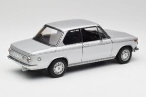 BMW 2002tii Silver AUTOart 1:18 80430151479 Metall — bild 3 av 8