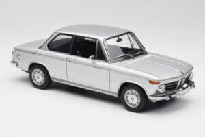 BMW 2002tii Silver AUTOart 1:18 80430151479 Metall — bild 6 av 8