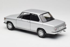 BMW 2002tii Silver AUTOart 1:18 80430151479 Metall — bild 7 av 8